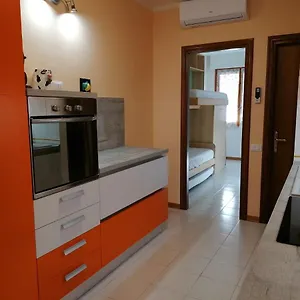  Appartamento Con 2 Terrazze A 300 Mt Dal Centro